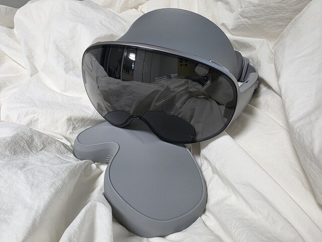 ▲ 삼성전자의 첫 확장현실(XR) 헤드셋 ‘갤럭시 XR’.ⓒ이가영 기자