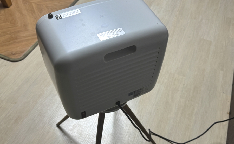 ▲ 주로 마루에서 이 제품을 체험했다. ⓒ김재홍 기자