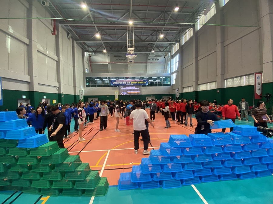 ▲ “제19회 광주광역시 장애인생활체육대축전”_화합경기(바구니피라미드 쌓기)
ⓒ광주광역시장애인체육회 제공