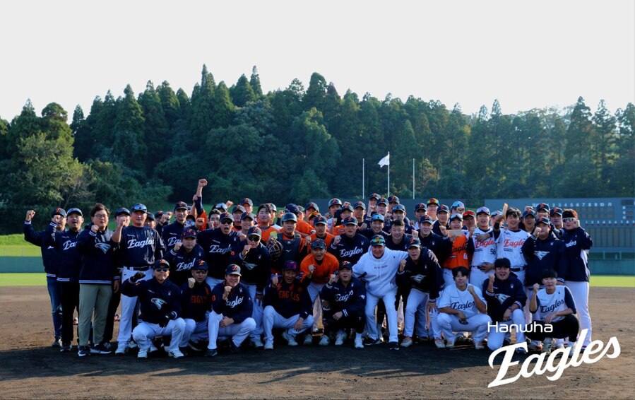 ▲ 한화 이글스가 23일 일본 미야자키 마무리 캠프를 마치고 인천국제공항을 통해 입국한다.ⓒ한화 이글스 제공