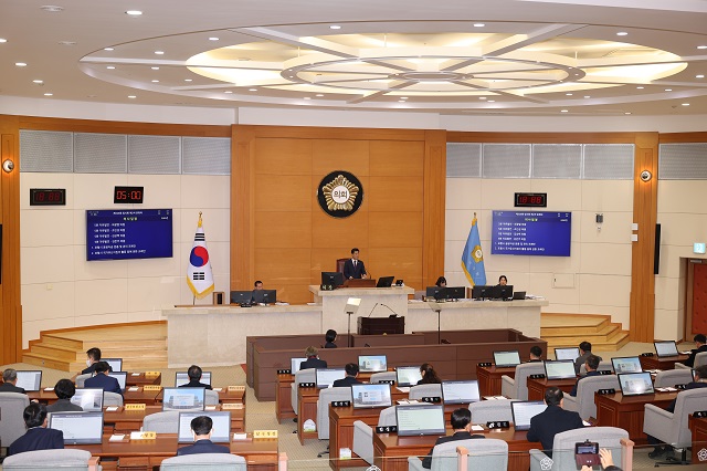 ▲ 포항시의회는 24일 오전 제326회 임시회 제2차 본회의를 폐회했다.ⓒ포항시의회