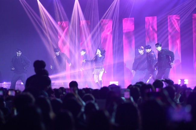 ▲ 지난해 11월 화천체육관에서 열린 수능 힐링 콘서트 장면. ⓒ화천군