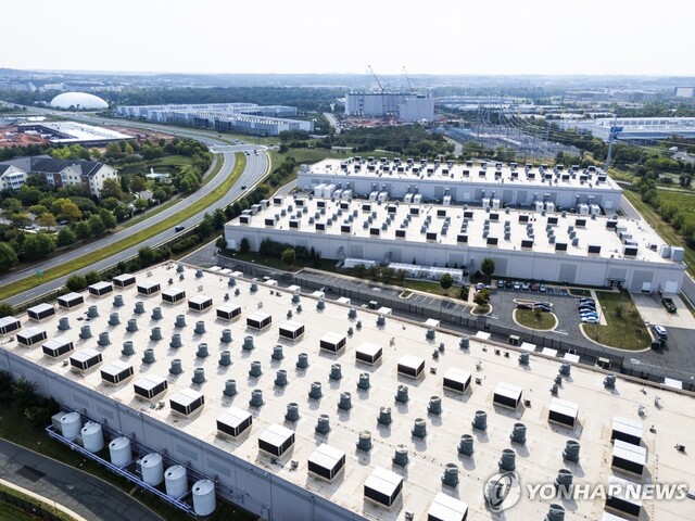 ▲ 미국 버지니아주 애시번에 있는 아마존웹서비스(AWS) 데이터센터. 출처=EPAⓒ연합뉴스