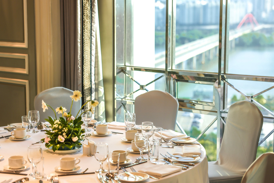 ▲ 한강 전망 웨딩홀 전경ⓒ켄싱턴호텔 여의도