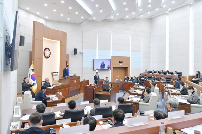 ▲ 제332회 횡성군의회 정례회 재1차 본회의 모습. ⓒ횡성군의회