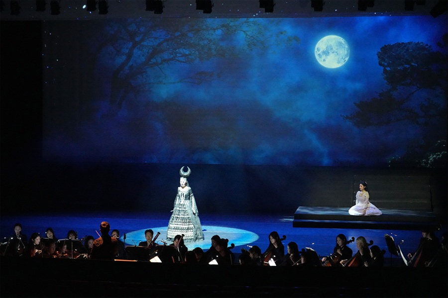 ▲ 성신여대가 개교 60주년을 기념해 지역구민과 함께한 오페라 '마술피리' 공연 모습.ⓒ성신여대