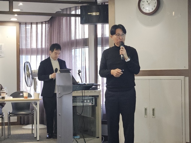 ▲ 김동균 SK하이닉스 팰로우가 26일 서울 중구에서 열린 '2026 ISSCC Korea Press Conference'에 참석해 발표하고 있다.ⓒ윤아름 기자