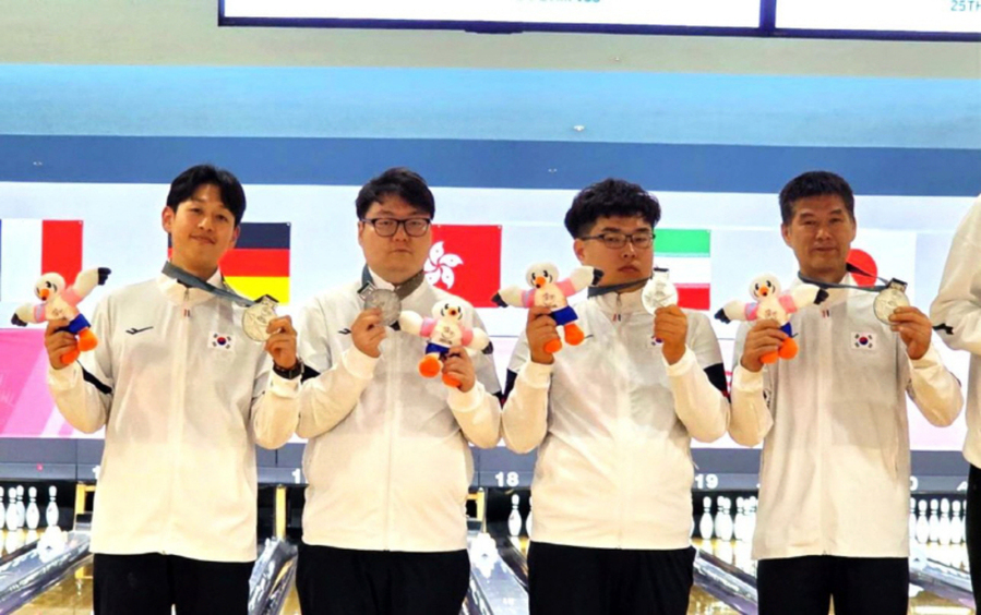 ▲ 볼링 남자 단체 은메달ⓒ광주광역시장애인체육회 제공
