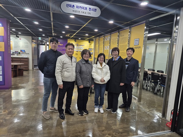 ▲ 경주시의회 정희택·이강희 의원이 전주시 여성인권지원센터를 방문했다.ⓒ경주시의회