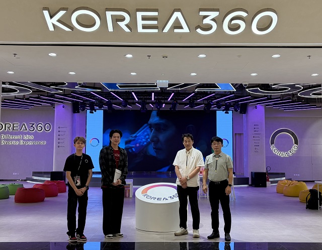 ▲ 공사는 정부의 한류 확산 전략에 따라 조성된 ‘KOREA 360’을 찾아 경북 홍보존 운영 현황을 점검하고 있다.ⓒ경북관광공사