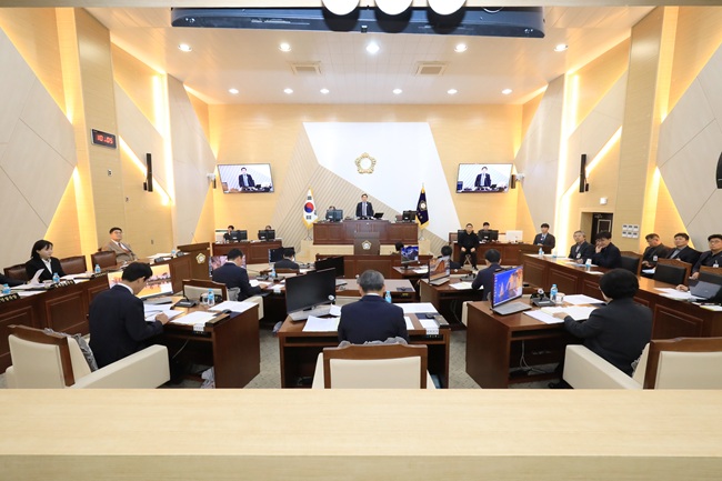 ▲ 삼척시의회가 27일 제268회 삼척시의회 제2차 정례회를 개회했다. ⓒ삼척시의회