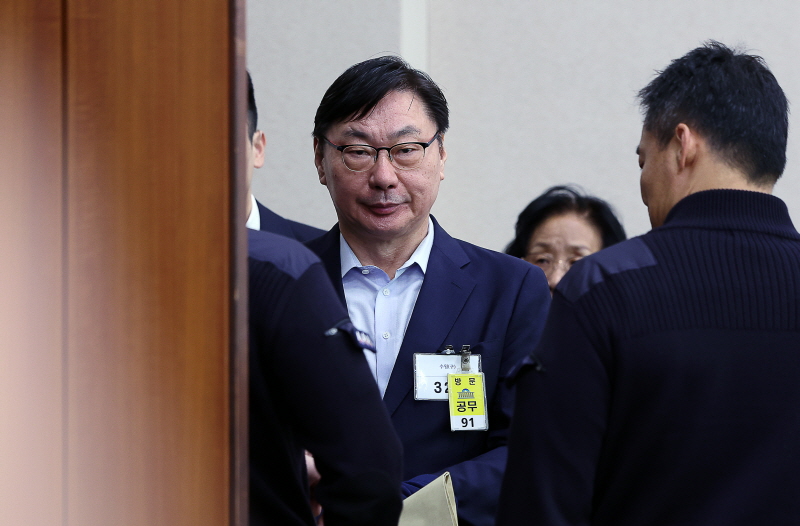 ▲ 이화영 전 경기도 평화부지사가 10월 23일 오전 서울 여의도 국회 법제사법위원회에서 열린 서울고등검찰청-서울중앙지방검찰청 등에 대한 국정감사에 출석하고 있다. ⓒ뉴시스