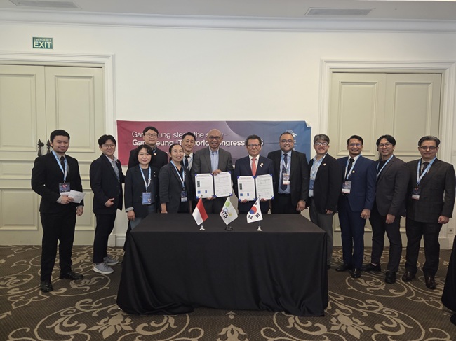 ▲ ITS 인도네시아는 27일 '2026 ITS 강릉 세계총회'의 전시부스를 계약하며 참가를 공식화했다. ⓒ강릉시