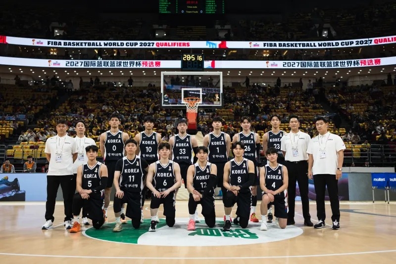▲ 한국 농구대표팀이 2027 FIBA 월드컵 아시아 예선 첫 경기에서 중국을 무너뜨렸다.ⓒFIBA 제공