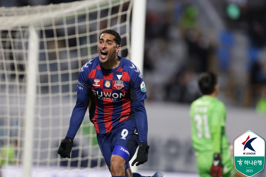 ▲ 올 시즌 17골을 터뜨린 수원FC 공격수 싸박이 득점왕을 차지했다.ⓒ한국프로축구연맹 제공