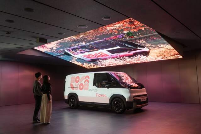 ▲ 기아 '오토랜드 화성' 고객체험 공간 1층 PBV 스테이지 전경. ⓒ기아