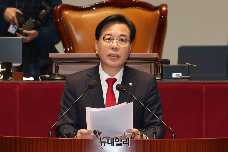 ▲ 송언석 국민의힘 원내대표가 2일 오전 국회에서 열린 의원총회에서 발언하고 있다. ⓒ이종현 기자