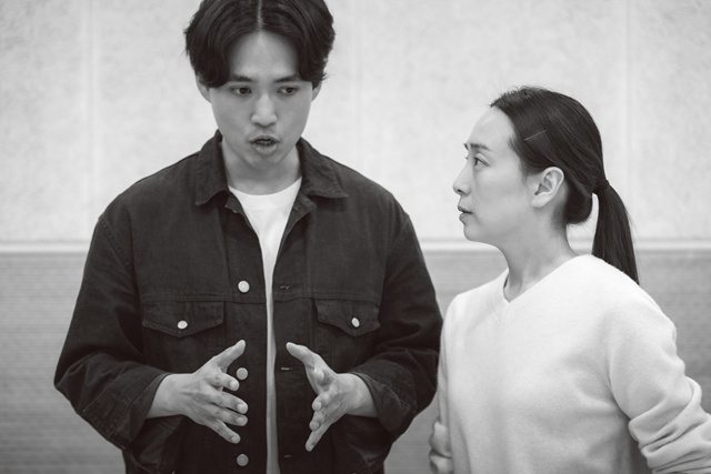 ▲ 경기아트센터 경기도극단의 창작 뮤지컬 '명랑가족'의 연습 스케치. ⓒ경기아트센터 제공