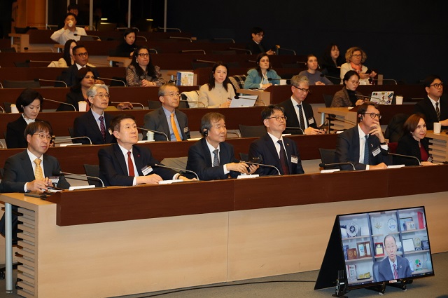 ▲ 포항시가 2일 서울 대한상공회의소에서 열린 ‘제1회 동아시아 기후대화(EACD 2025)’에 참석했다.ⓒ포항시