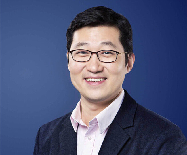 정부·국회·시민단체 3중 압박 … 김범석 쿠팡 의장 나설까