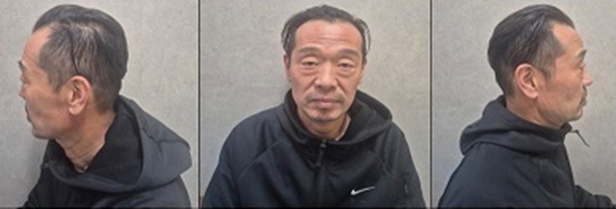 ▲ 충북경찰청이 4일 청주 장기 실종 사건 피의자 김영우(54)의 신상을 공개했다. 김영우 얼굴 정면과 좌우 사진.ⓒ충북경찰청