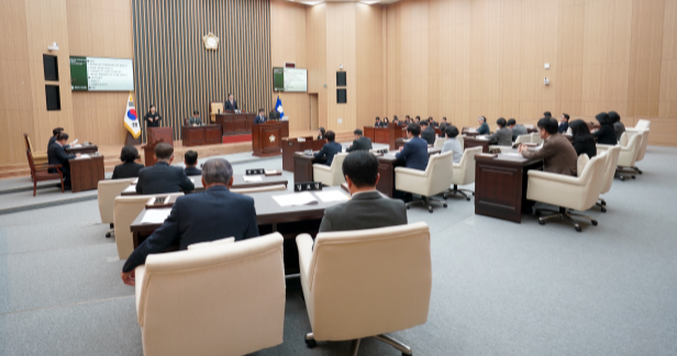 ▲ 춘천시의회가 오늘부터 19일까지 16일간의 일정으로 제346회 임시회를 개회했다. 
ⓒ춘천시의회