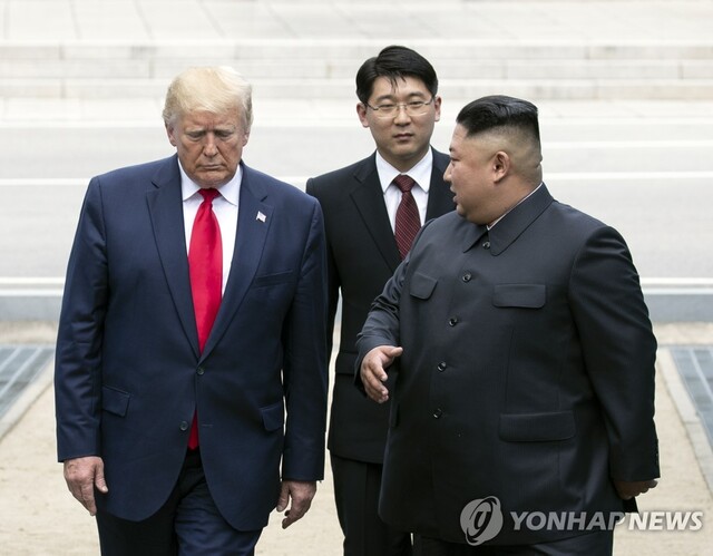 ▲ 지난 2019년 판문점에서 만난 도널드 트럼프 미국 대통령과 김정은 북한 국무위원장.ⓒ연합뉴스