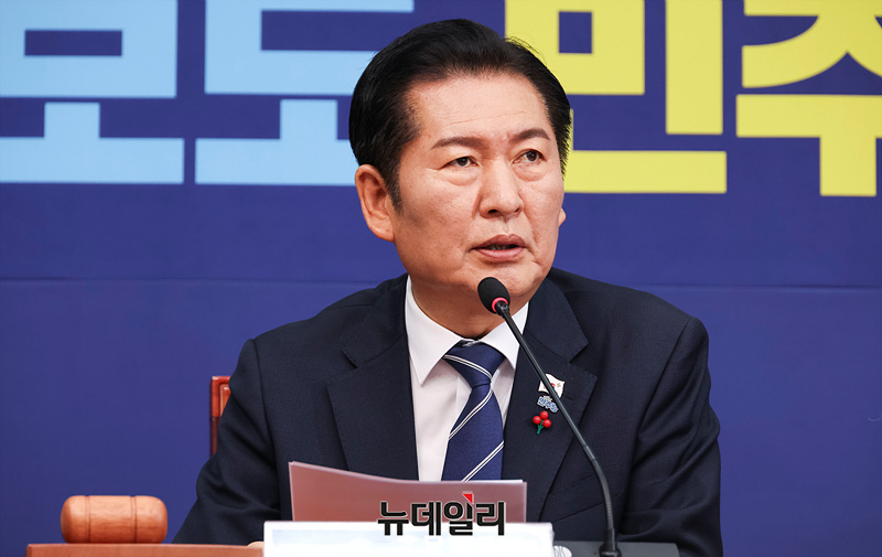 ▲ 정청래 더불어민주당 대표가 지난 1일 오전 국회에서 열린 최고위원회의에서 모두발언을 하고 있다.ⓒ서성진 기자