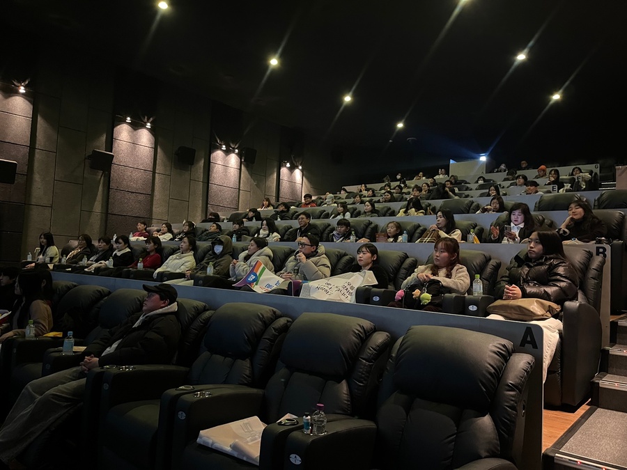 ▲ 지난 10일 메가박스 만경관에서 열린 ‘대구 학교 밖 청소년 경제·금융 프로그램 단편영화 시사회’모습이다.ⓒ대구행복진흥원
