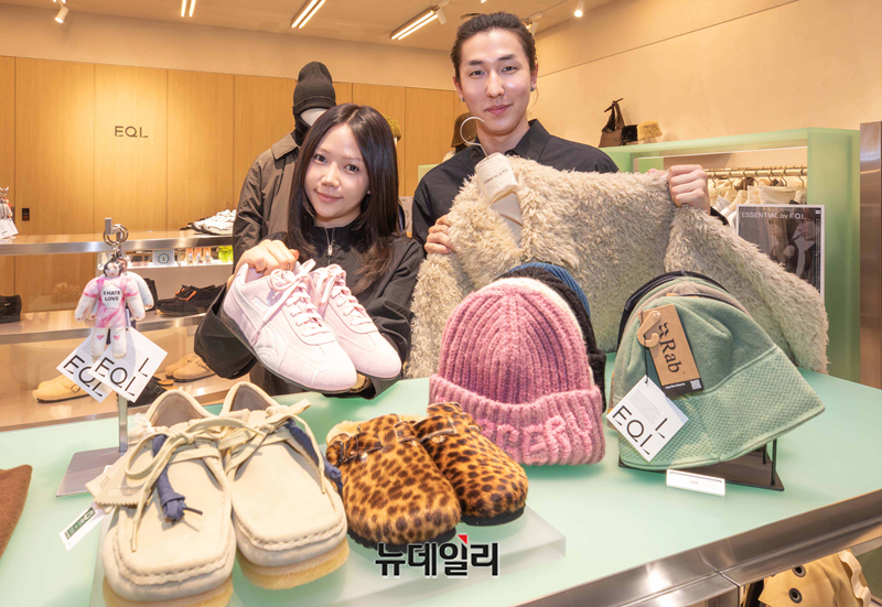 [포토] 현대백화점 판교점, 온라인 편집숍 'EQL 스토어' 오픈