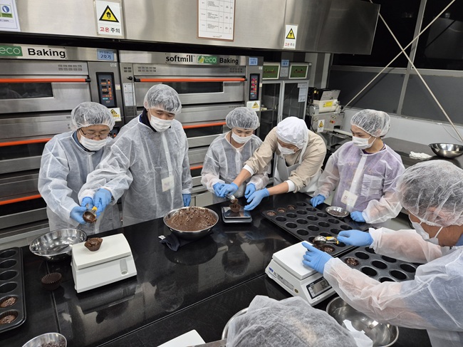 ▲ 하이원베이커리 직무체험 프로그램 현장 모습. ⓒ강원랜드