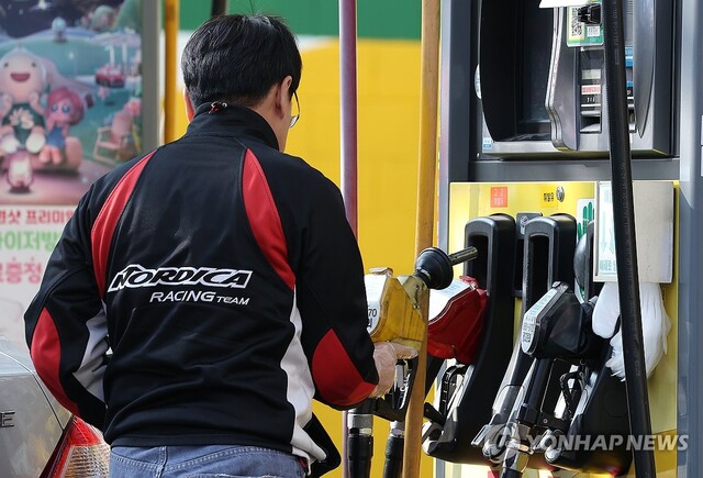 국제유가는 급락, 국내 체감은 없다 … 中 경기둔화가 만든 역설