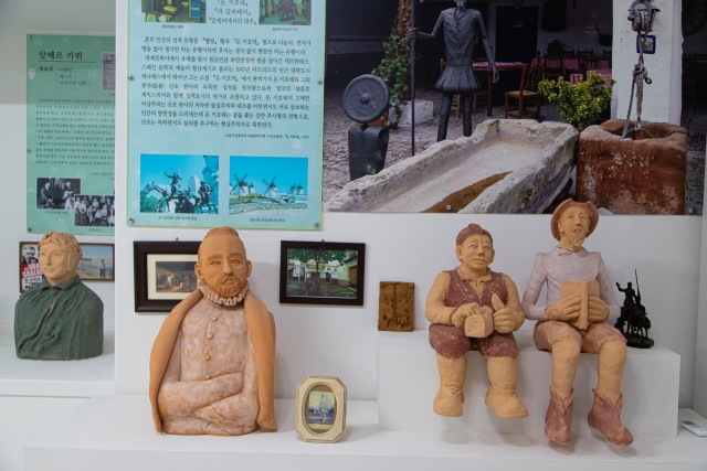 ▲ 세계적 문학가들의 흉상이 가득 ‘양평 잔아문학박물관’ ⓒ경기관광공사 제공