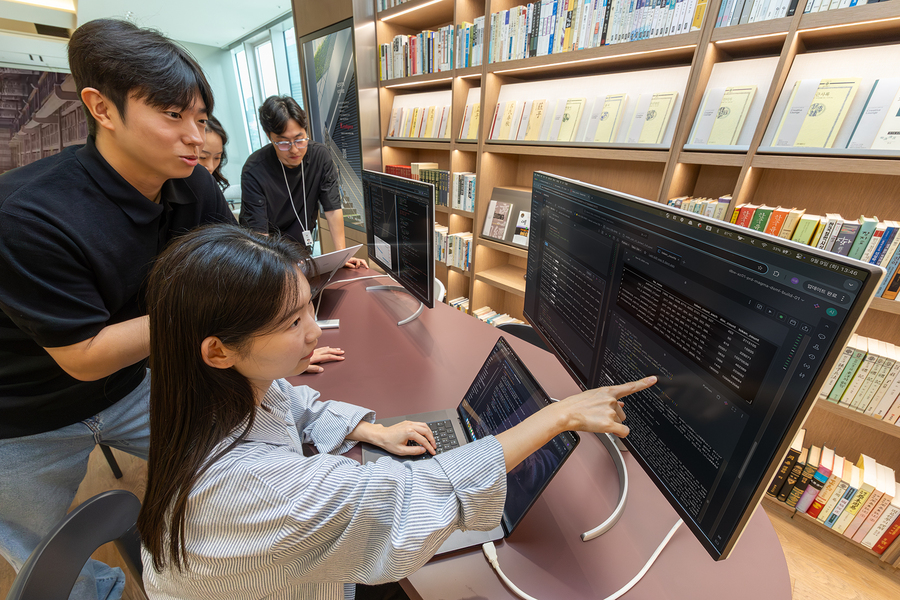 KT, MS와 협업한 한국형 AI ‘SOTA K’ … 3개월만에 '구버전' 전락