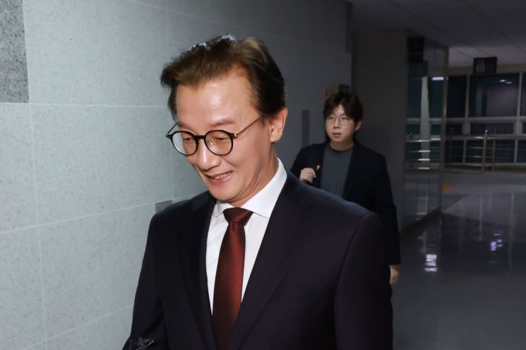 ▲ 전재수 전 해양수산부 장관이 15일 국회의원회관 내 사무실에서 나오고 있다. ⓒ연합뉴스