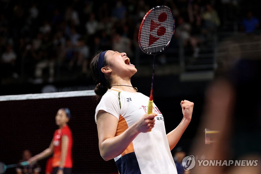 ▲ '세계 최강' 안세영이 일본의 미야자키를 무너뜨리고 왕중왕전 4강 진출을 확정했다.ⓒ연합뉴스 제공