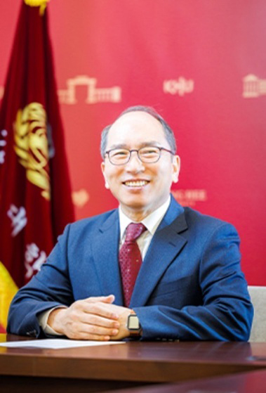 ▲ 김진상 총장.ⓒ경희대