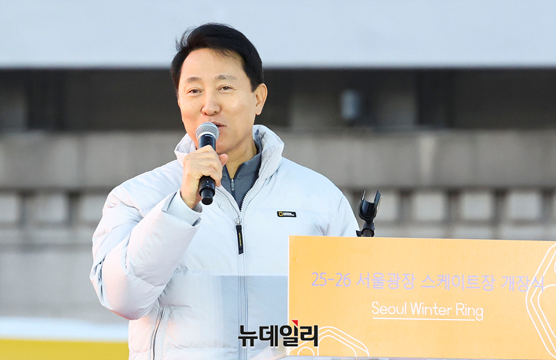 [포토] 스케이트장 개장식, 인사말하는 오세훈 서울시장 