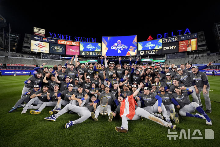 ▲ 월드시리즈 2연패를 달성한 MLB LA 다저스가 리그 역사상 최고 사치세 신기록을 세웠다.ⓒ뉴시스 제공