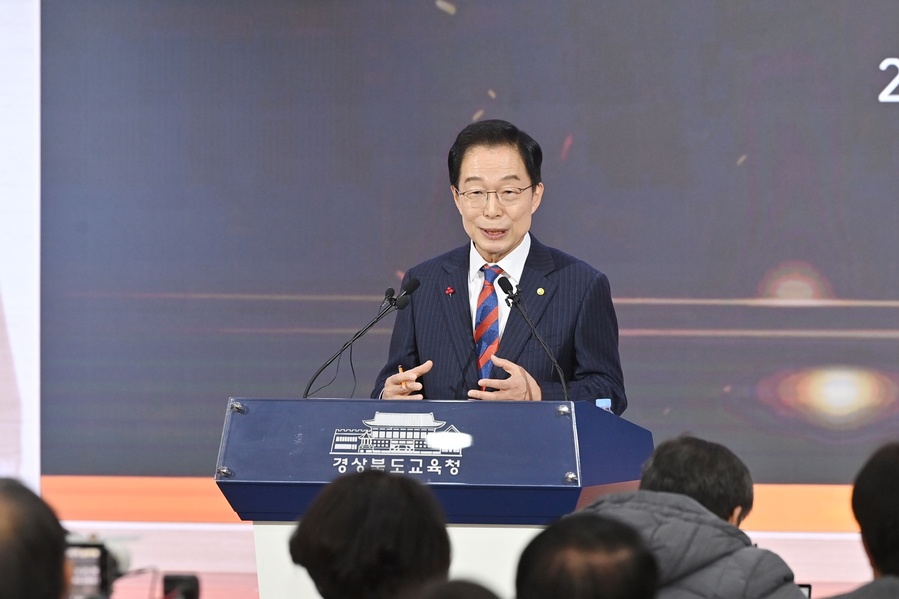 ▲ 임종식 교육감은 “경북의 모든 학교와 교육시설에는 따뜻한 경북교육의 철학이 담겨 있다”며 “미래라는 시간과 세계라는 공간을 살아갈 아이들이 글로벌 인재로 성장할 수 있도록 교육시설 인프라의 세계 표준을 완성해 나가겠다”고 밝혔다.ⓒ경북교육청