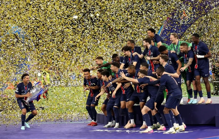 ▲ PSG의 UCL 우승 세리머니 사진이 BBC 선정 2025 최고의 스포츠 사진 25선에 포함됐다.ⓒBBC 제공