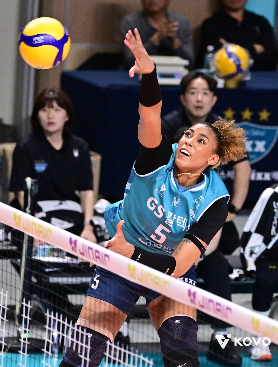 ▲ 실바가 45점을 폭발한 GS칼텍스가 흥국생명을 격파했다.ⓒKOVO 제공