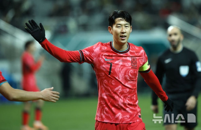 ▲ FIFA가 북중미 월드컵에서 라스트 댄스를 출 슈퍼스타 10명을 선정했고, 한국의 전설 손흥민이 포함됐다.ⓒ뉴시스 제공