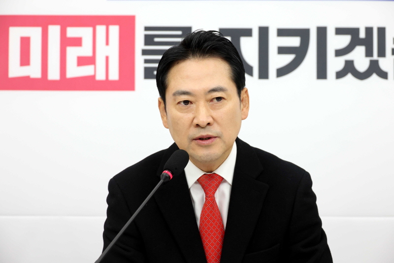 ▲ 장동혁 국민의힘 대표가 28일 오전 서울 여의도 국회에서 열린 현안 관련 기자간담회에서 발언을 하고 있다. ⓒ뉴시스