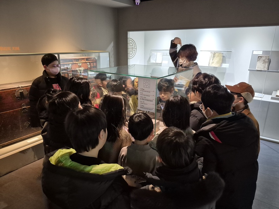 ▲ 대구시교육청 산하 7개 직속기관과 10개 공공도서관이 오는 12월 말부터 2026년 2월까지 초등학생을 대상으로 총 105개의 겨울방학 프로그램을 운영한다.ⓒ대구시교육청