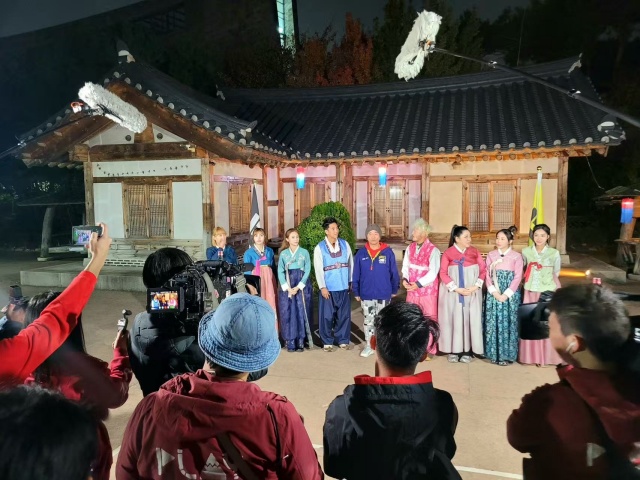 ▲ 대만 인기 예능 프로그램인 '종예완흔대'의 촬영 모습. ⓒ경기관광공사 제공