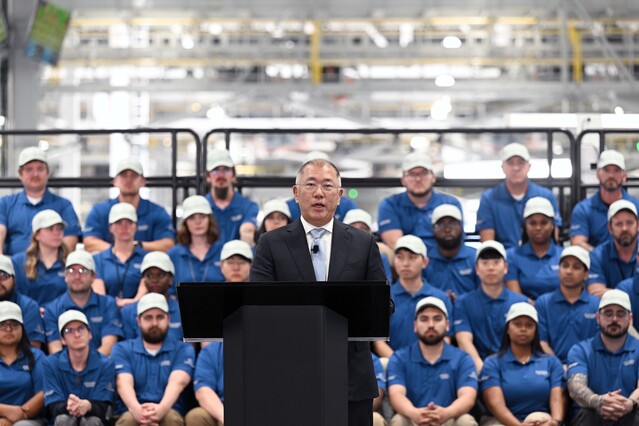 ▲ 정의선 현대차그룹 회장이 HMGMA 준공식에서 환영사를 하고 있는 모습. ⓒ현대차그룹