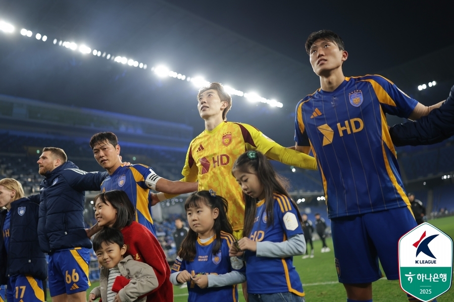 ▲ 울산이 K리그 최고 연봉팀으로 드러났다. 김영권과 조현우는 14억 이상의 연봉을 수령했다.ⓒ한국프로축구연맹 제공