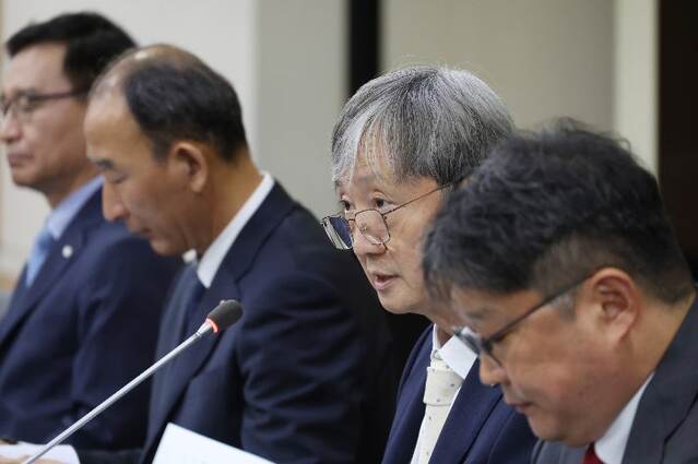 ▲ 이찬진 금융감독원장이 9월 1일 종로구 생명보험교육문화센터에서 열린 보험회사 CEO 간담회에서 발언을 하고 있다.ⓒ연합뉴스