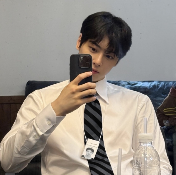 ▲ 뷰티오브쓱 브랜드 마케팅팀 막내 펠릭스. ©뷰티오브쓱 인스타그램